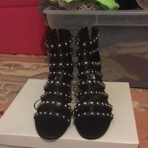 Steve Madden Mania heeled studded  2.5” heel